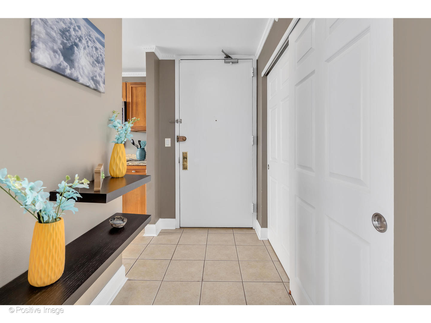 655 West Irving Park Road, Unit 3302 Chicago, IL 60613 - Photo 4 of 27