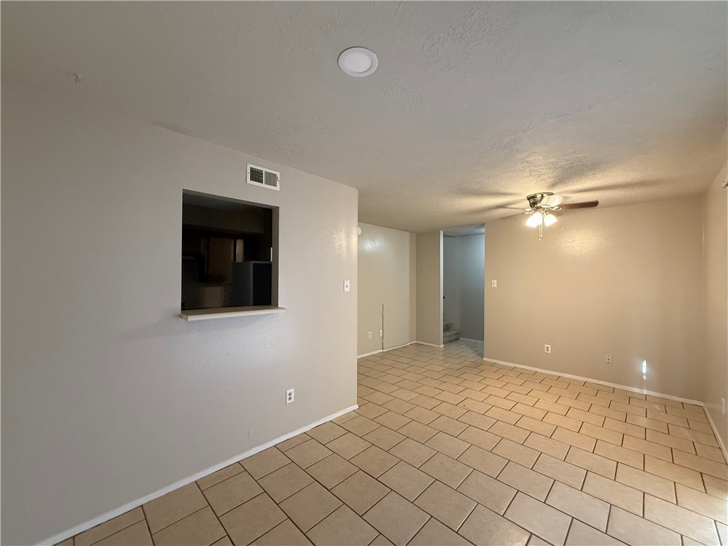 2402 Blanco Drive, Unit B College Station, TX 77845 - Photo 4 of 11