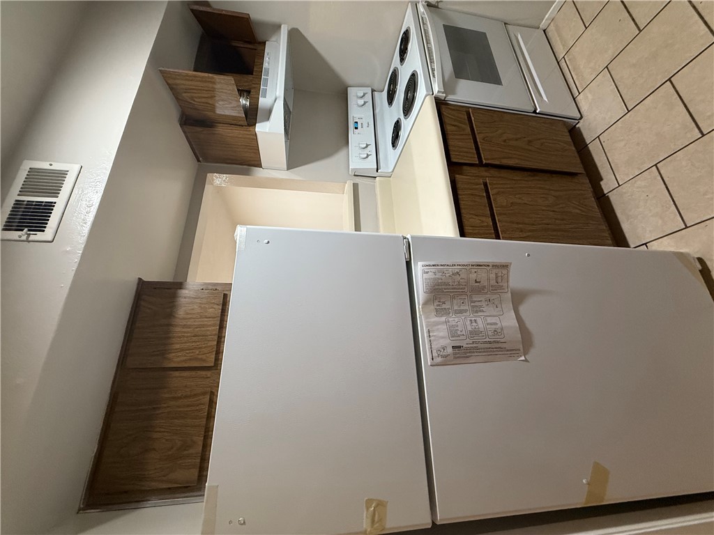 2402 Blanco Drive, Unit B College Station, TX 77845 - Photo 6 of 11