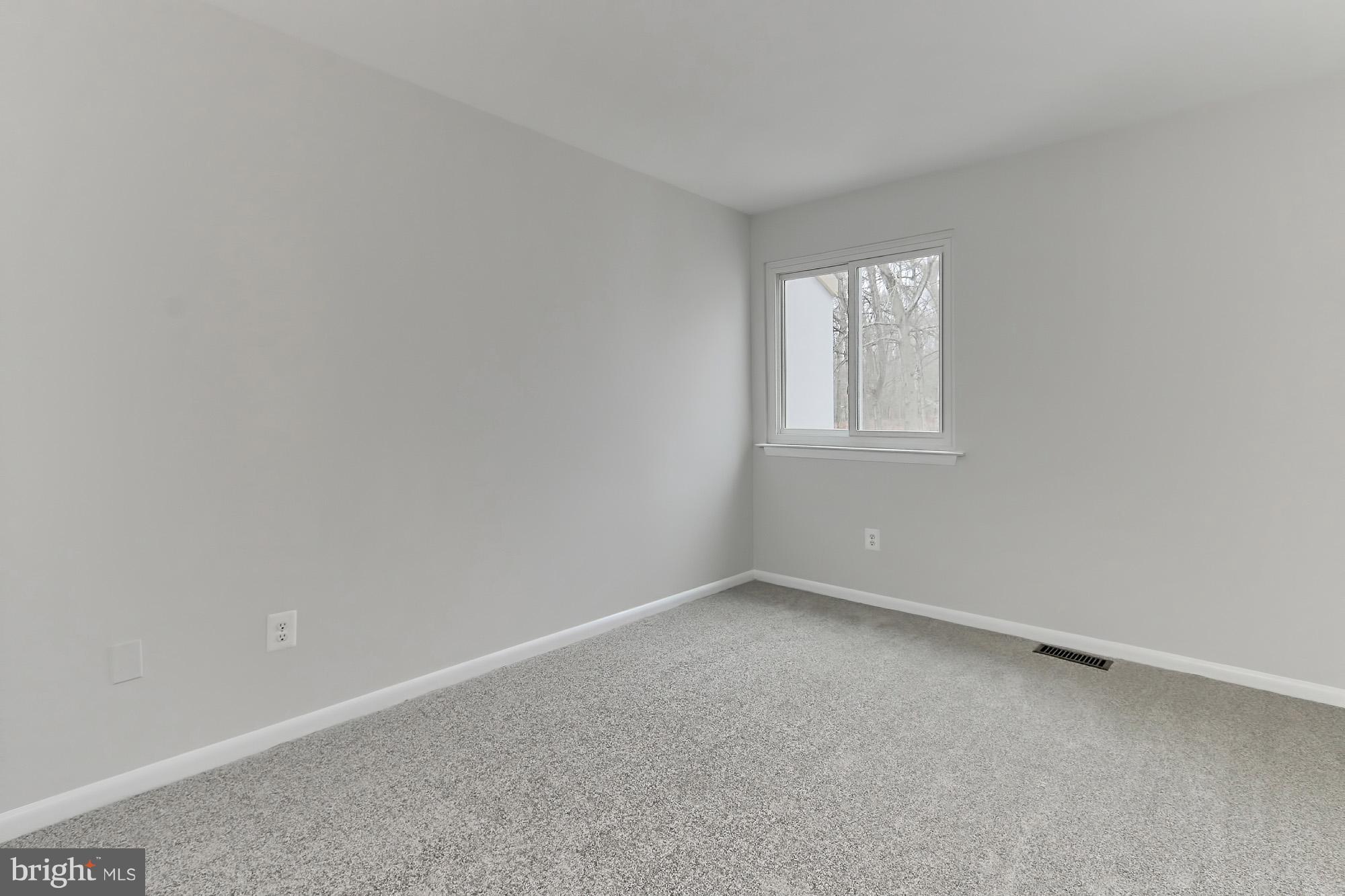 2380 Generation Drive Reston, VA 20191 - Photo 19 of 30 an empty room with a window