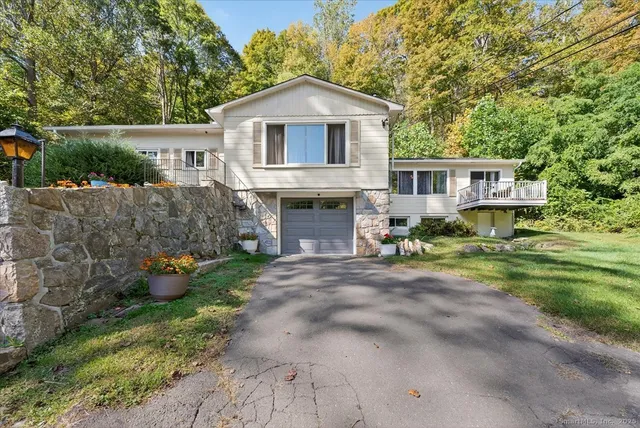 $629,900 | 153 Short Woods Road, New Fairfield, CT 06812