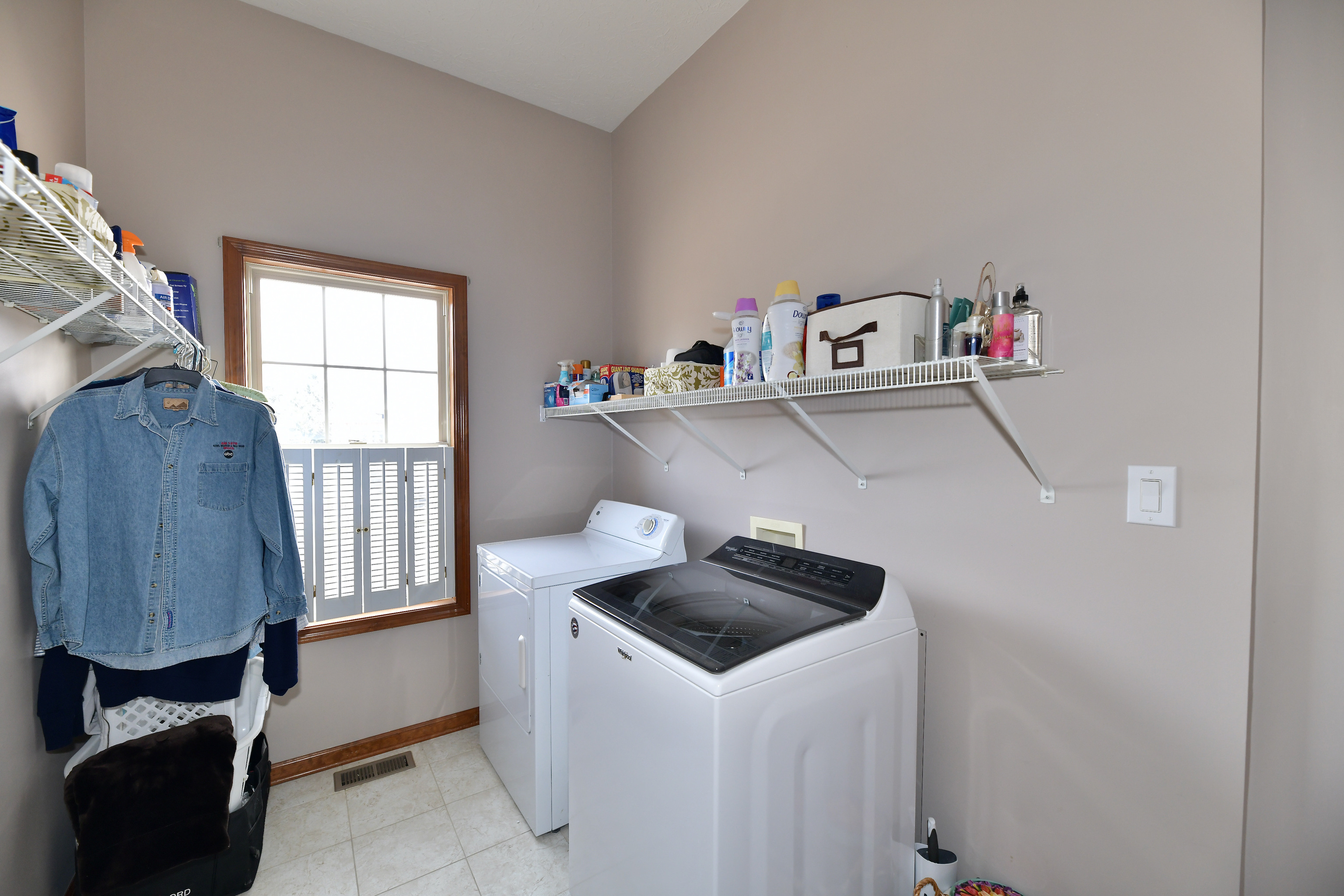 7310 Monaghan Lane Indianapolis, IN 46217 - Photo 12 of 48