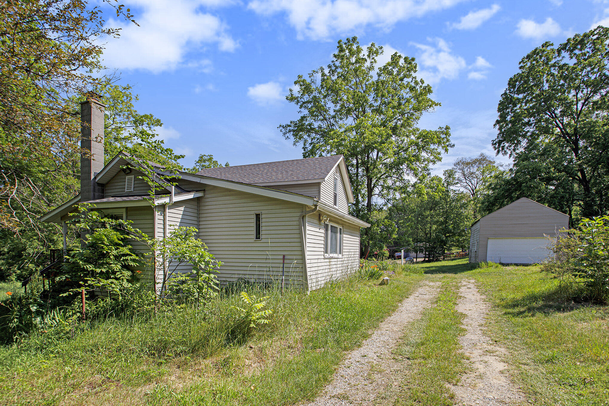879 Marsh Road Plainwell, MI 49080 - Photo 11 of 15 016_90a4046