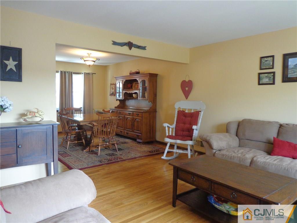 20 Eli Road Colonia, NJ 07067 - Photo 5 of 22 Gallery Image 5
