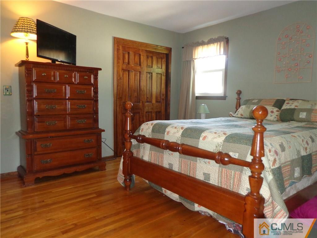 20 Eli Road Colonia, NJ 07067 - Photo 9 of 22 Gallery Image 9