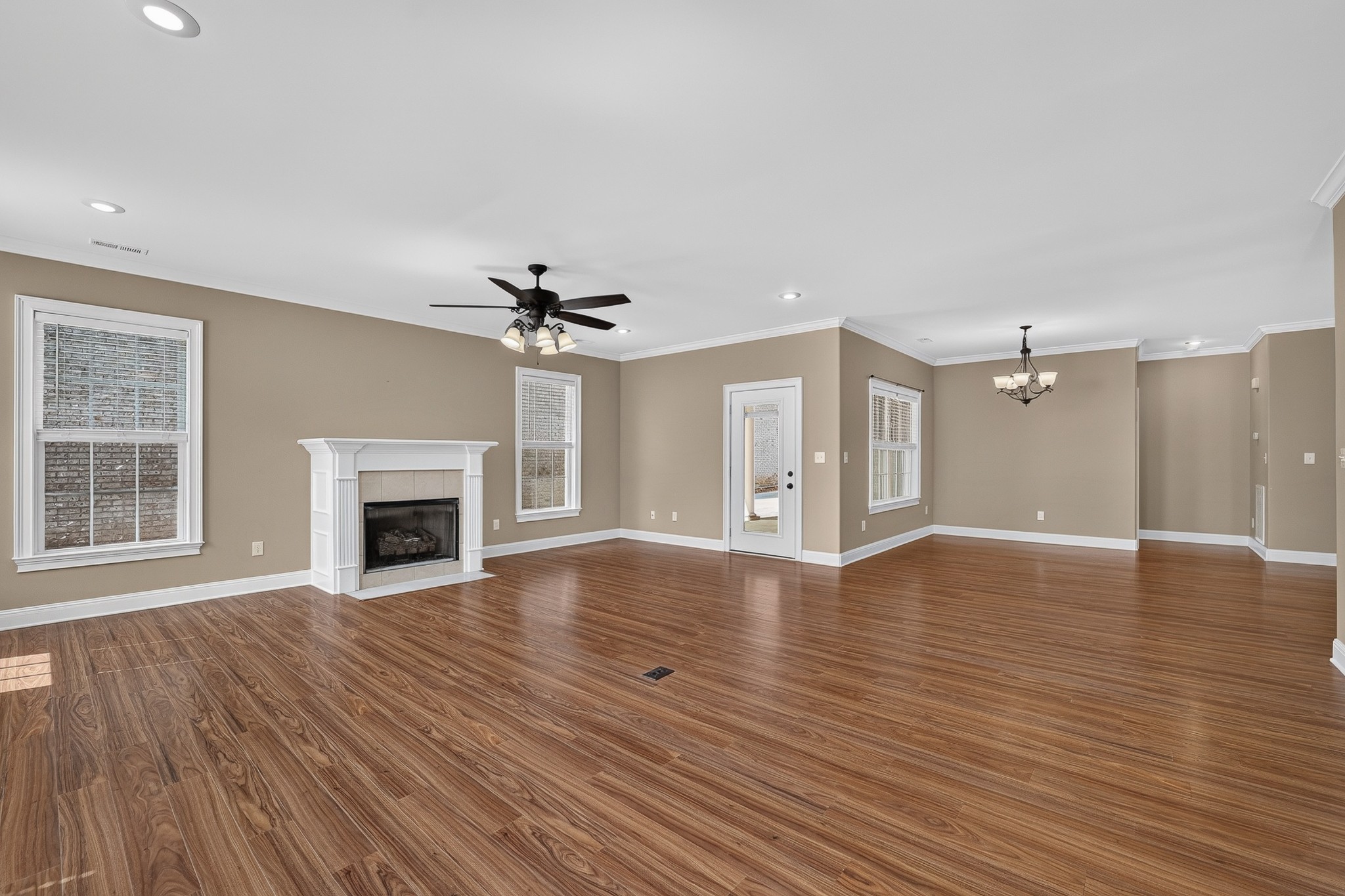 127 Riley Circle Fayetteville, TN 37334 - Photo 5 of 27 Gallery Image 5