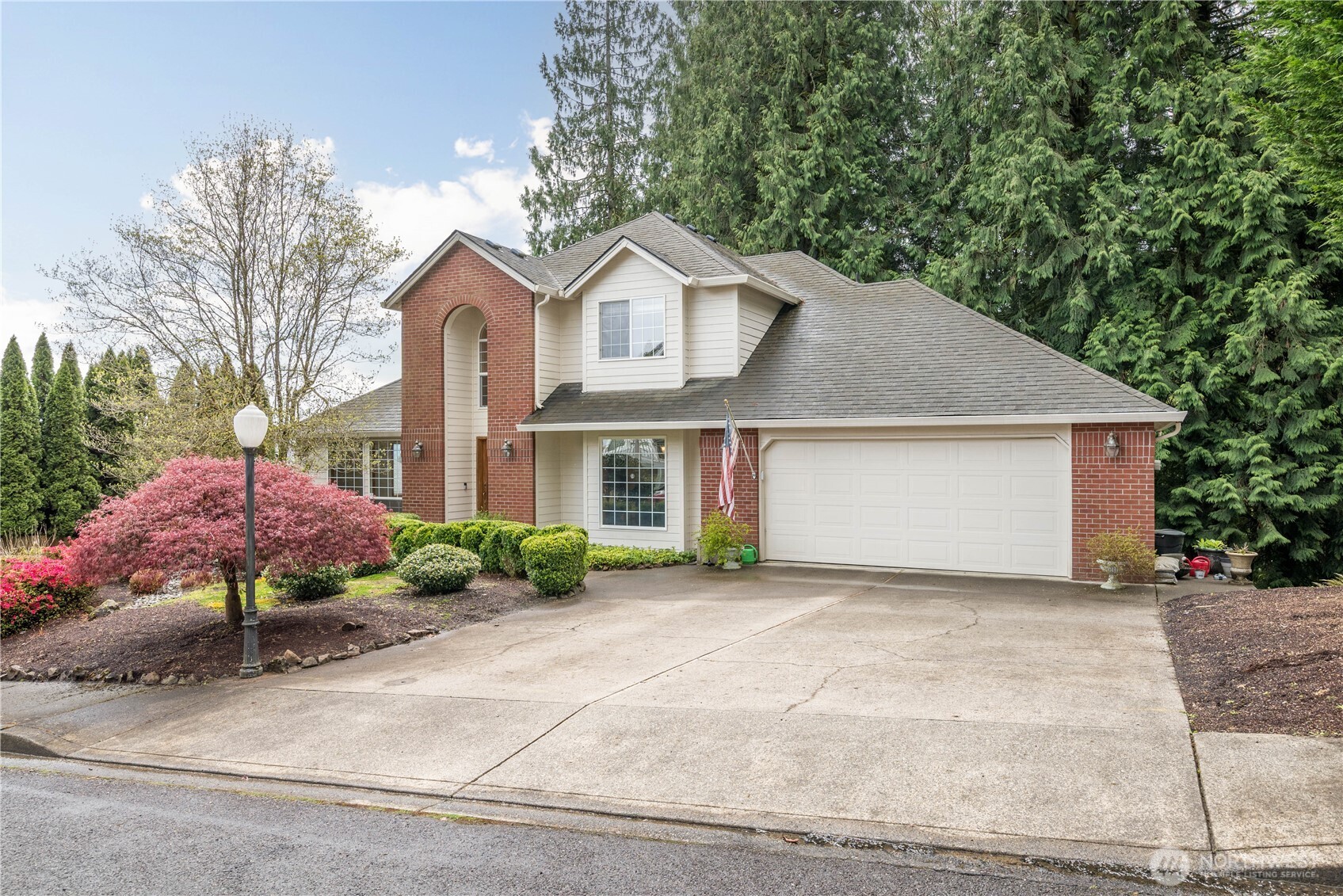 239 West St James Place Longview, WA 98632 - Photo 3 of 40