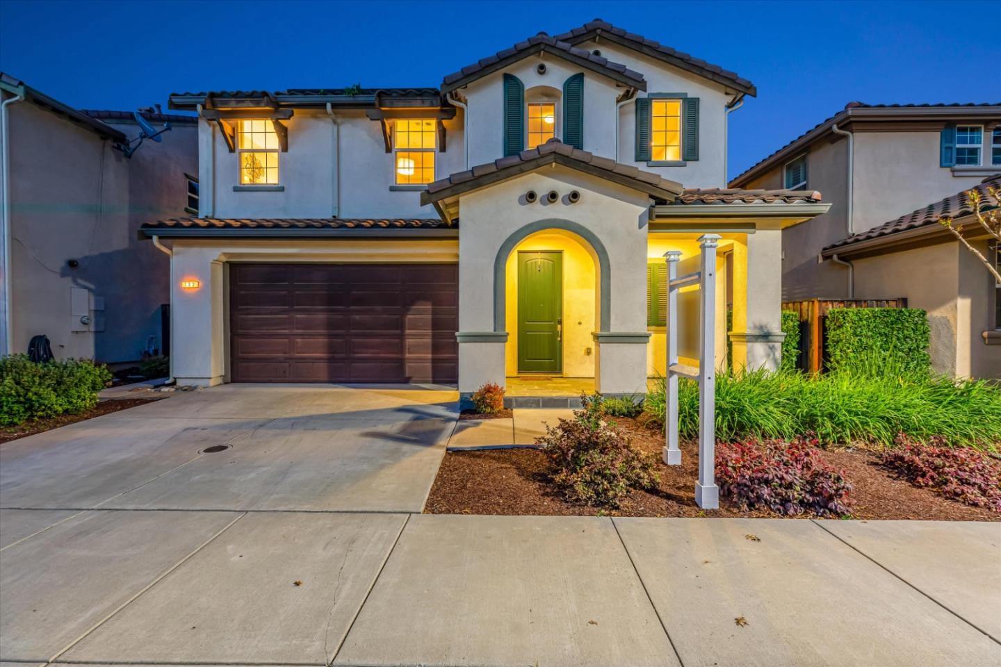 130 Palomino Place Gilroy, CA 95020 - Photo 5 of 50 a front view of a house