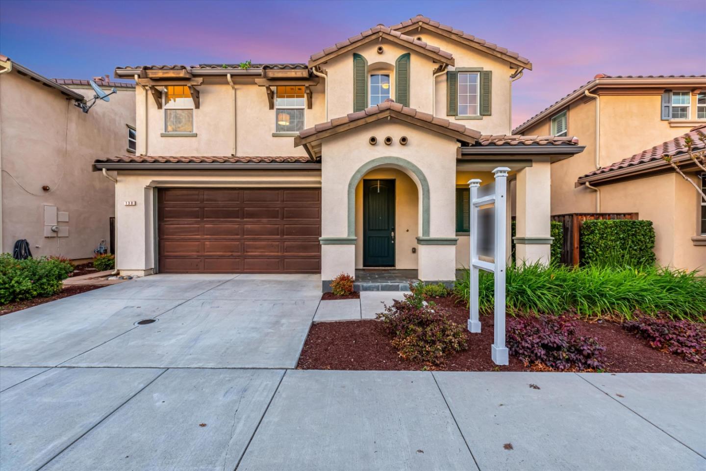 130 Palomino Place Gilroy, CA 95020 - Photo 8 of 50 a front view of a house with garden