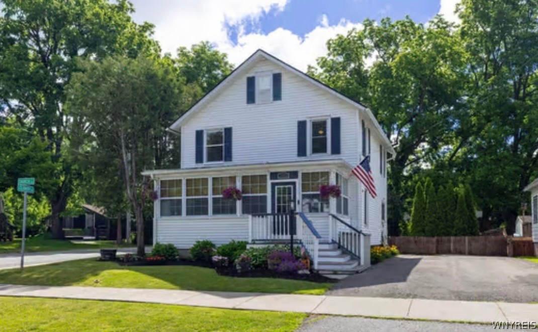 86 Church Street Victor, NY 14564 - Photo 3 of 32