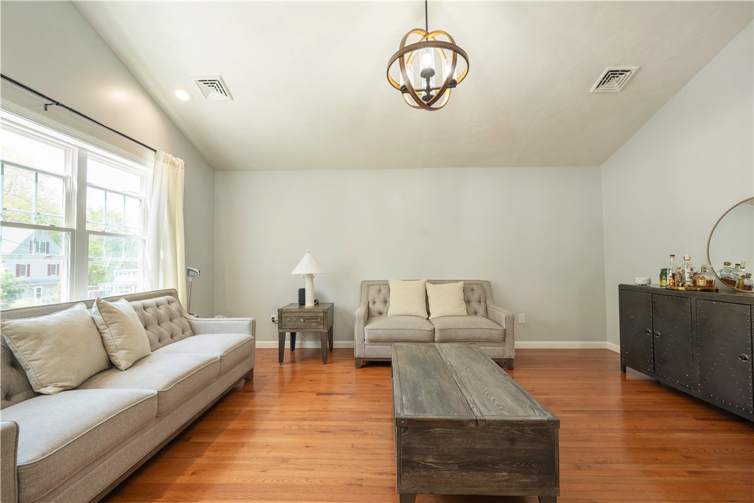 230 Manila Avenue Woonsocket, RI 02895 - Photo 10 of 24