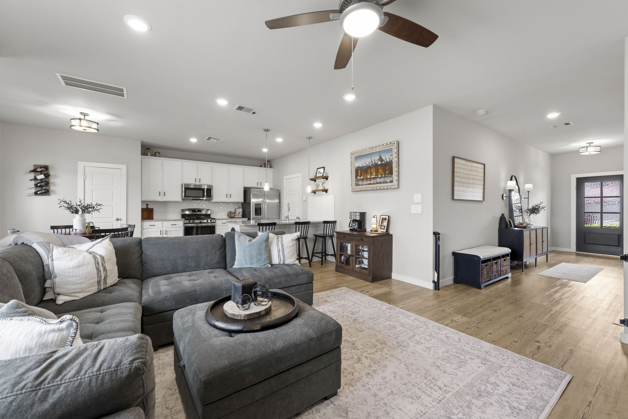 17696 Tree Of Heaven Conroe, TX 77385 - Photo 8 of 32