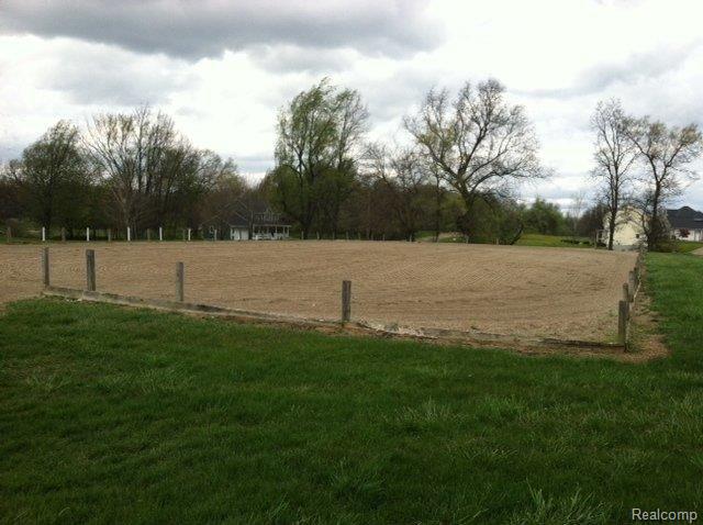 6270 Tripp Road Holly, MI 48442 - Photo 21 of 24 25.jpg