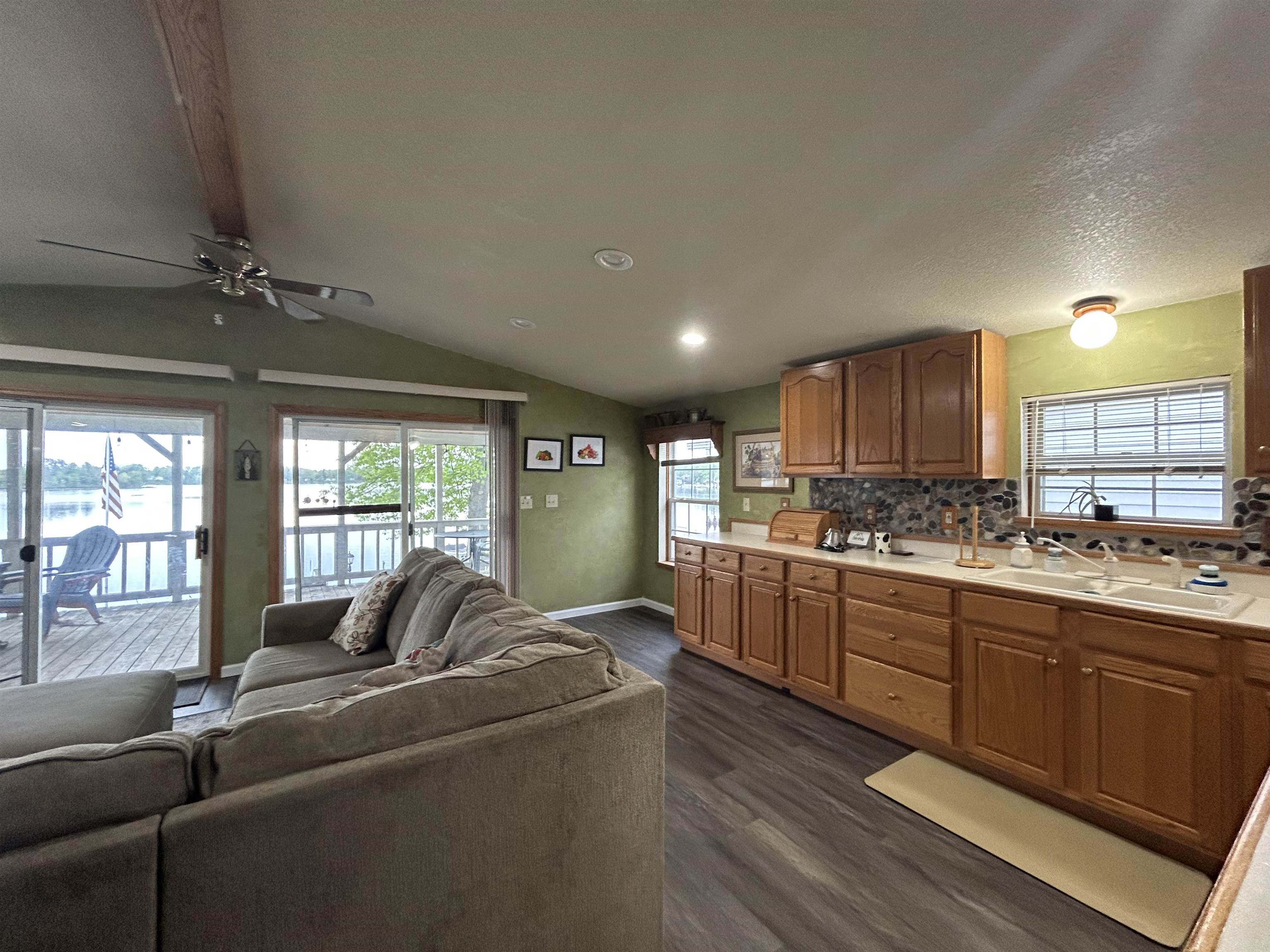 1750 West Pratt Lake Road Gladwin, MI 48624 - Photo 3 of 21