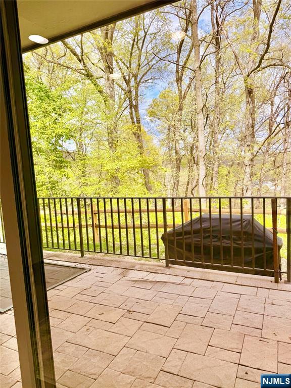 528 Upper Way Wharton, NJ 07885 - Photo 4 of 16
