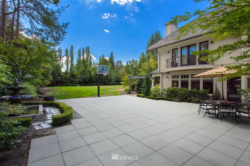 18 Diamond Ranch South Bellevue, WA 98004 - Photo 22 of 24 Gallery Image 22