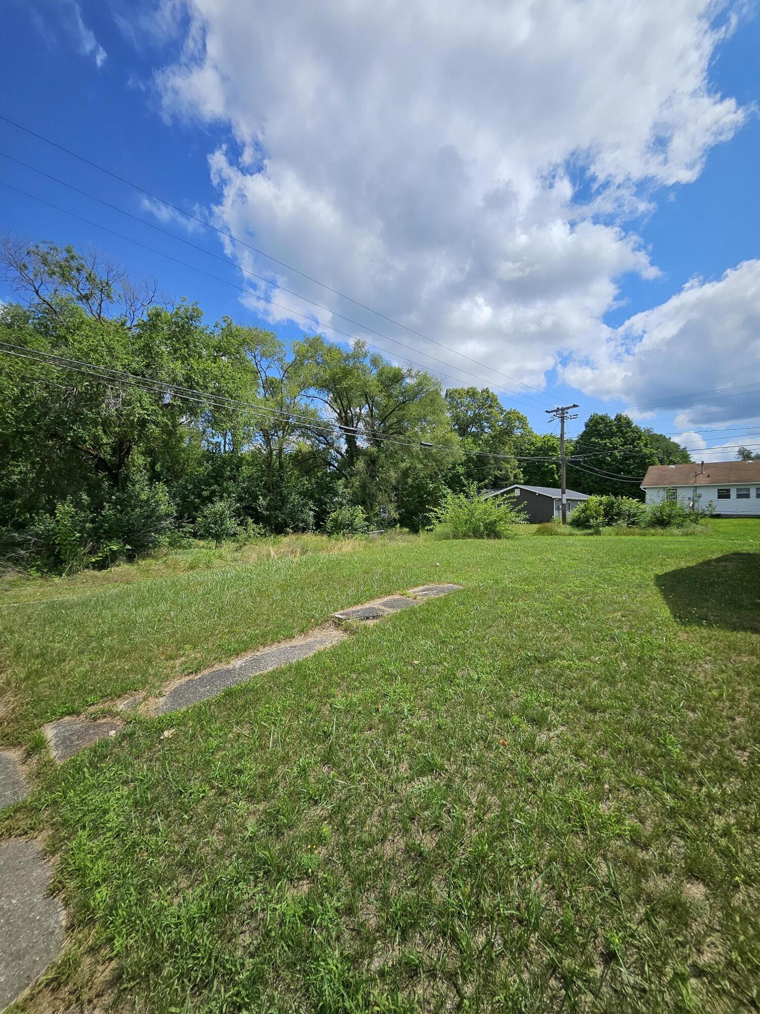 293 South Ivanhoe Road Kingsford Heights, IN 46346 - Photo 8 of 9 1500x2000