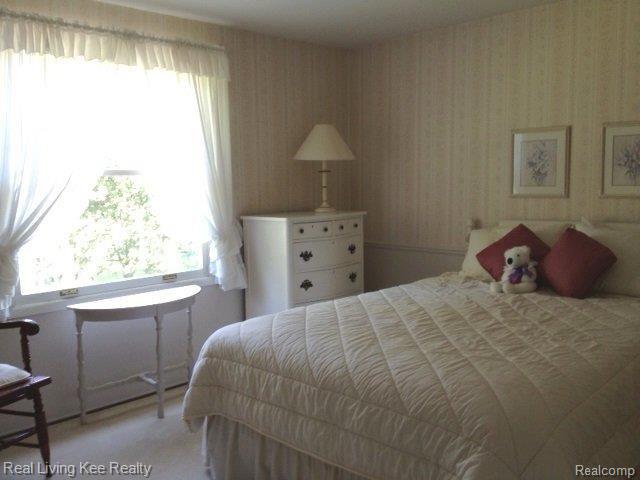 796 Croydon Road Rochester, MI 48309 - Photo 12 of 22 Bedroom 4.jpg