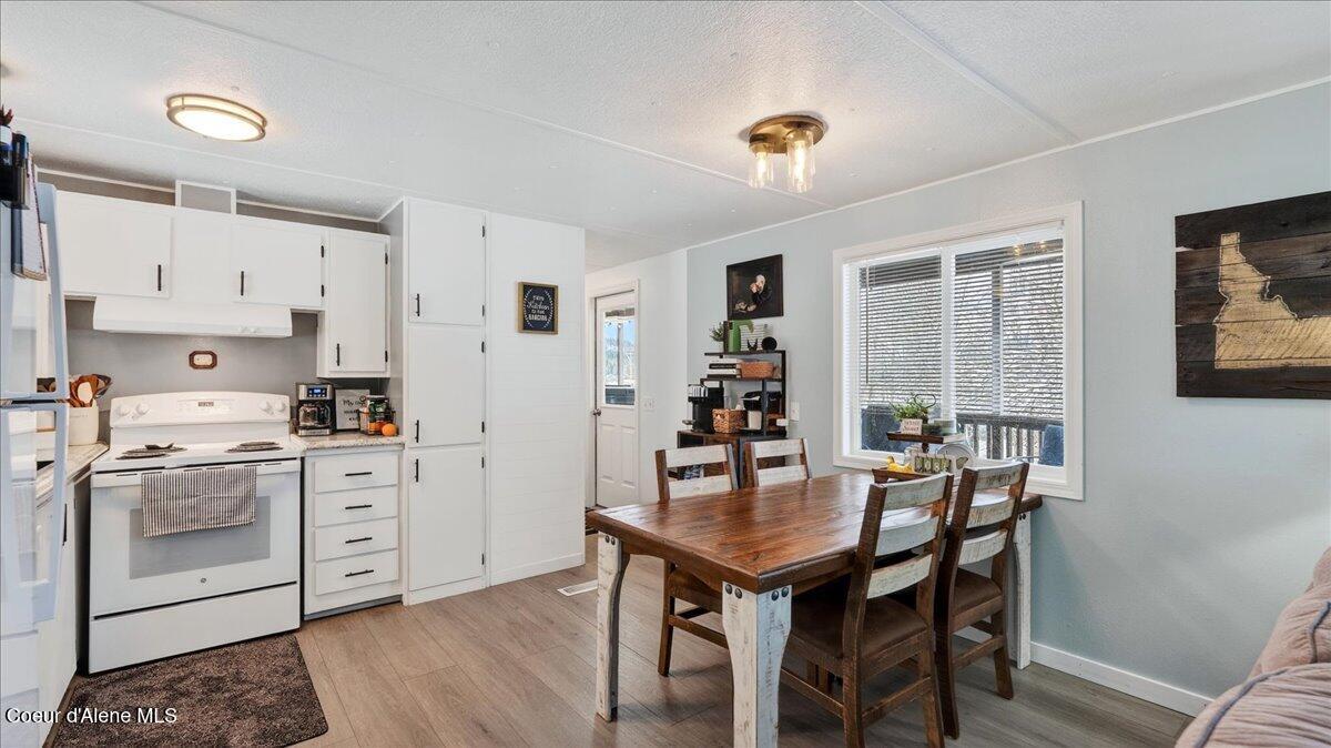 1297 Eastside Road Priest River, ID 83856 - Photo 22 of 47 Kitchen/Dining Room