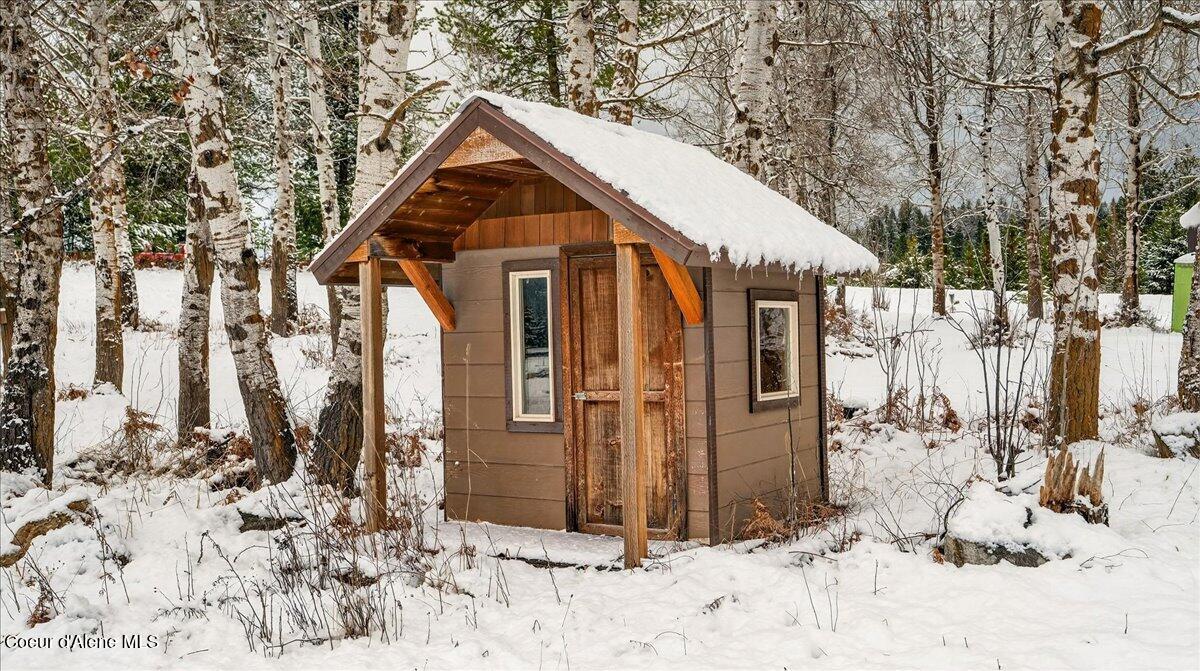 1297 Eastside Road Priest River, ID 83856 - Photo 57 of 72 Pump house