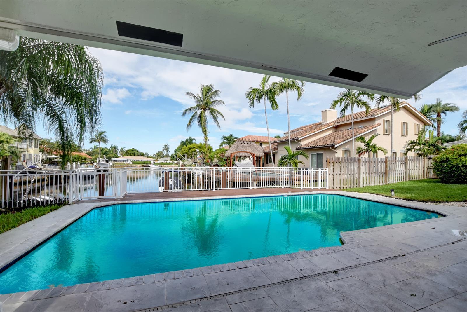 1583 Southwest 5th Avenue Boca Raton, FL 33432 - Photo 28 of 69 05_ebf_6781and4more