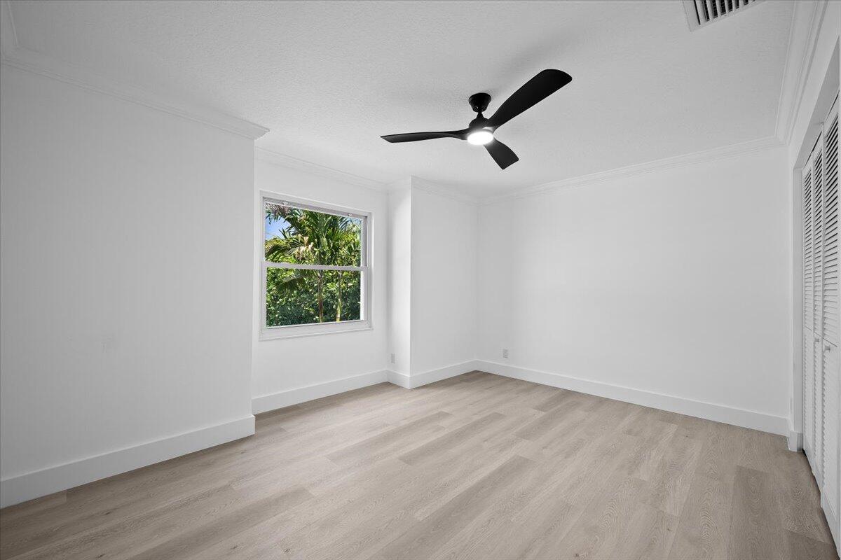 6334 Foster Street Jupiter, FL 33458 - Photo 12 of 24 13-LUX_6686