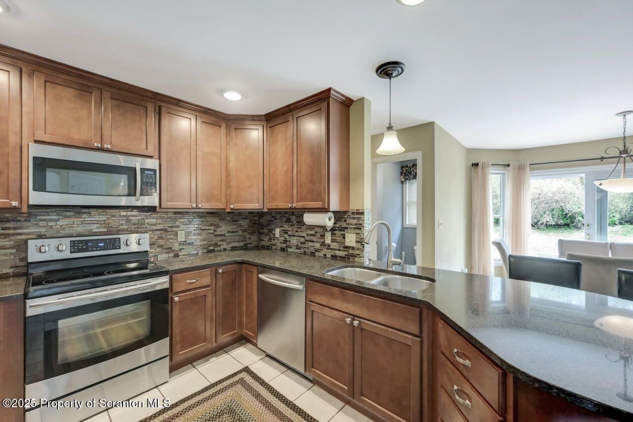 104 Beech Tree Circle Clarks Summit, PA 18411 - Photo 24 of 91 104 Beech Tree 22 Large