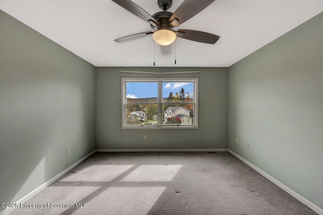 104 Beech Tree Circle Clarks Summit, PA 18411 - Photo 49 of 91 104 Beech Tree 47 Large