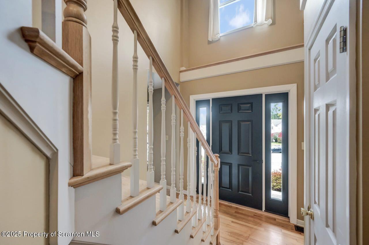 104 Beech Tree Circle Clarks Summit, PA 18411 - Photo 8 of 91 104 Beech Tree 06 Large