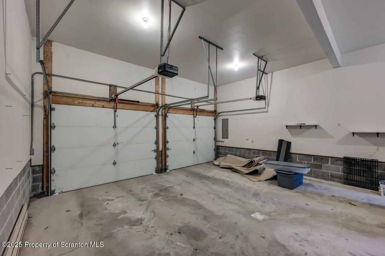104 Beech Tree Circle Clarks Summit, PA 18411 - Photo 82 of 91 a view of a garage room