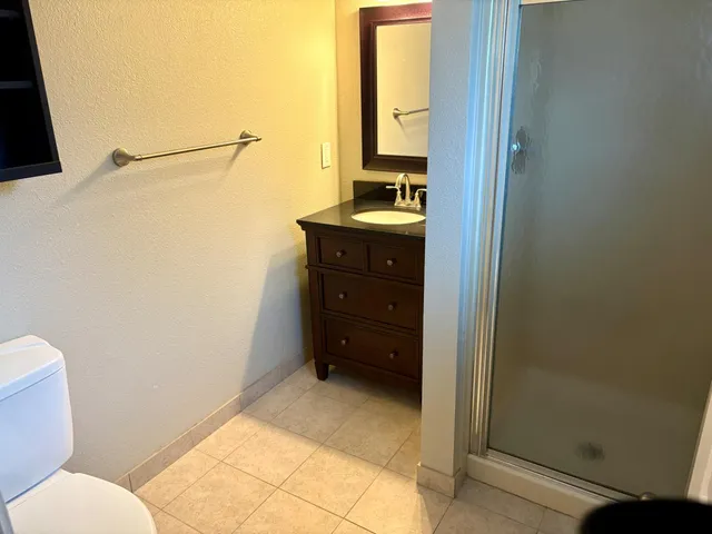 $450,000 | 2005 East Marshall Street, Turlock, CA 95380