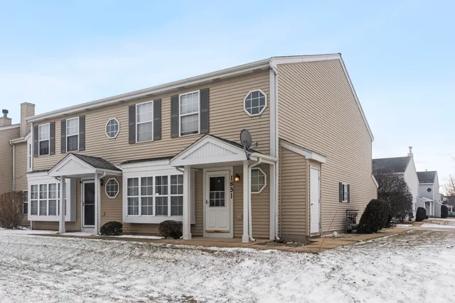 $175,000 | 1851 Towhee Court, Joliet, IL 60435