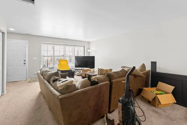 $175,000 | 1851 Towhee Court, Joliet, IL 60435