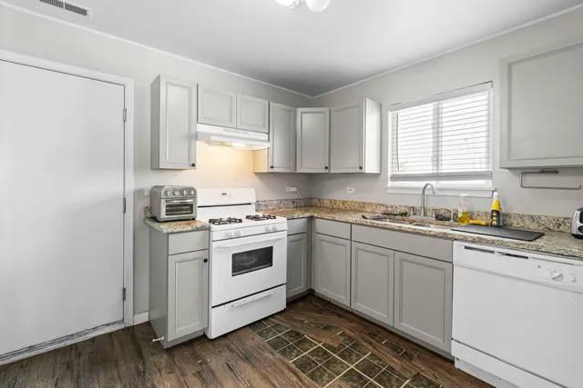 $175,000 | 1851 Towhee Court, Joliet, IL 60435