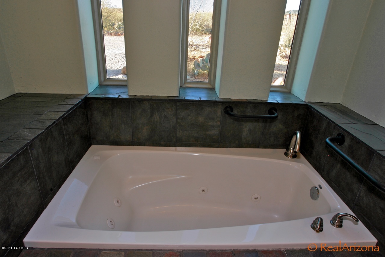 37 Via Suerte Rio Rico, AZ 85648 - Photo 13 of 24