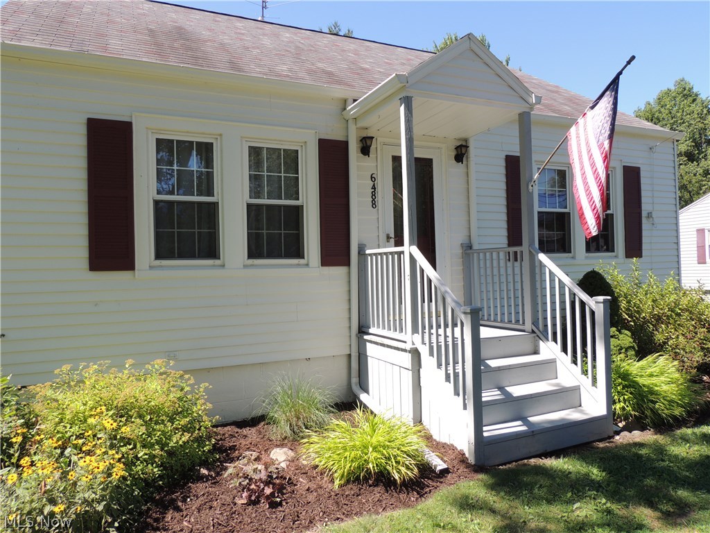 6488 Avon Belden Road North Ridgeville, OH 44039 - Photo 3 of 23