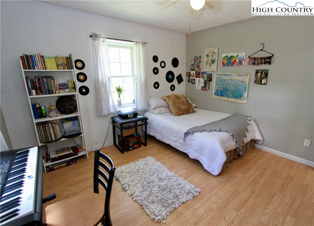 848 Joe Shoemaker Road Vilas, NC 28692 - Photo 15 of 30 Gallery Image 15