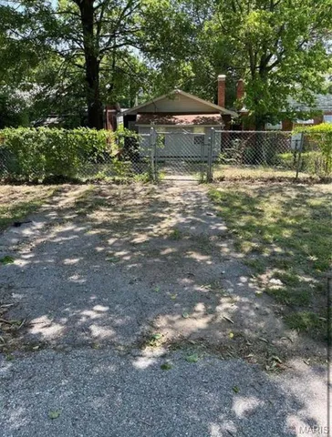 $89,000 | 3507 Colonial Avenue, St. Louis, MO 63121