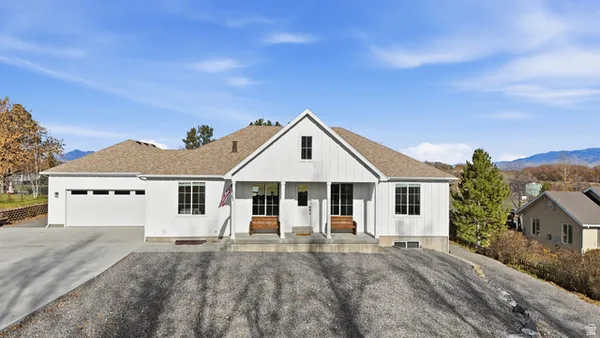 $709,890 | 570 North 200 East, Wellsville, UT 84339