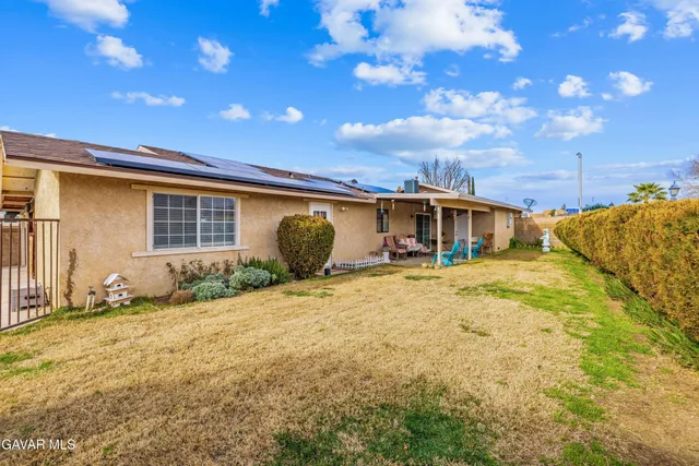 $420,000 | 612 East Ave J 9, Lancaster, CA 93535