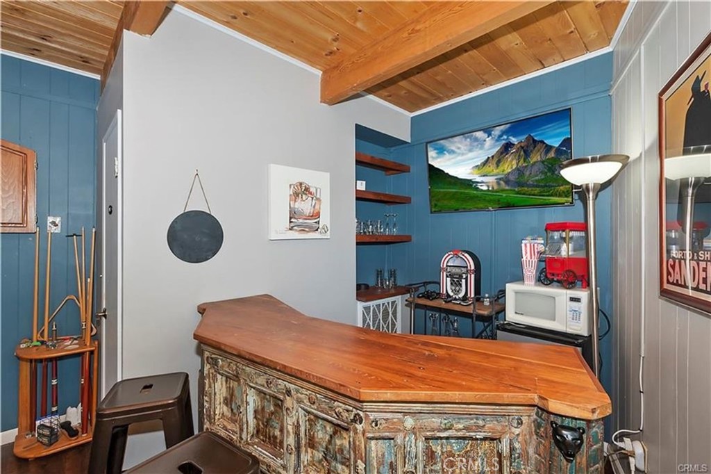 28393 Larchmont Lane Lake Arrowhead, CA 92352 - Photo 17 of 25 a room with storage and utility