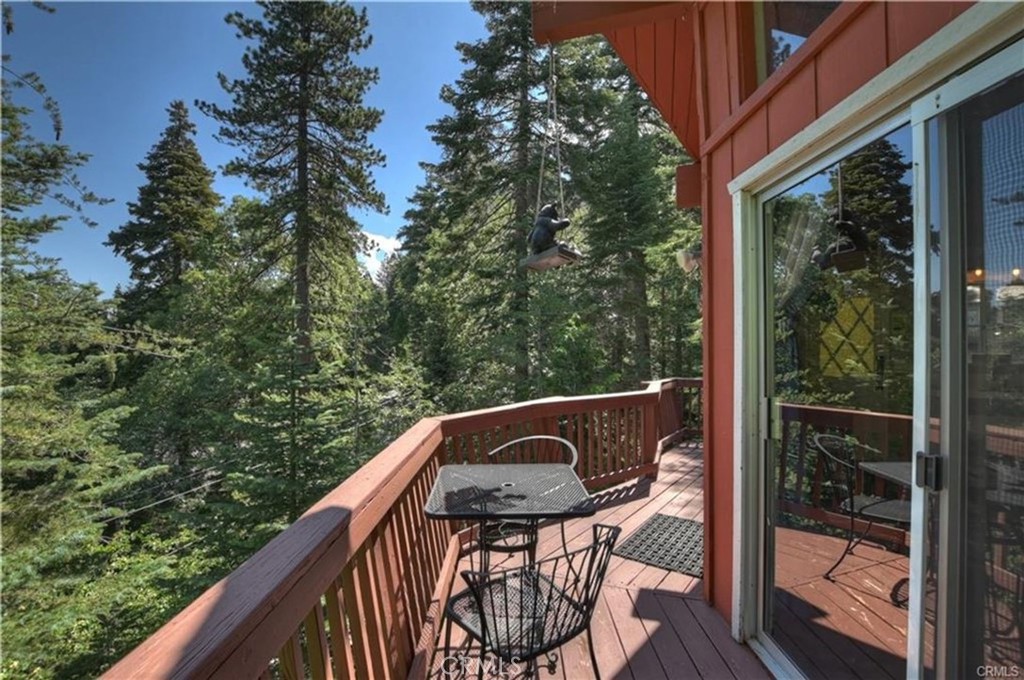 28393 Larchmont Lane Lake Arrowhead, CA 92352 - Photo 21 of 25 a view of balcony with furniture