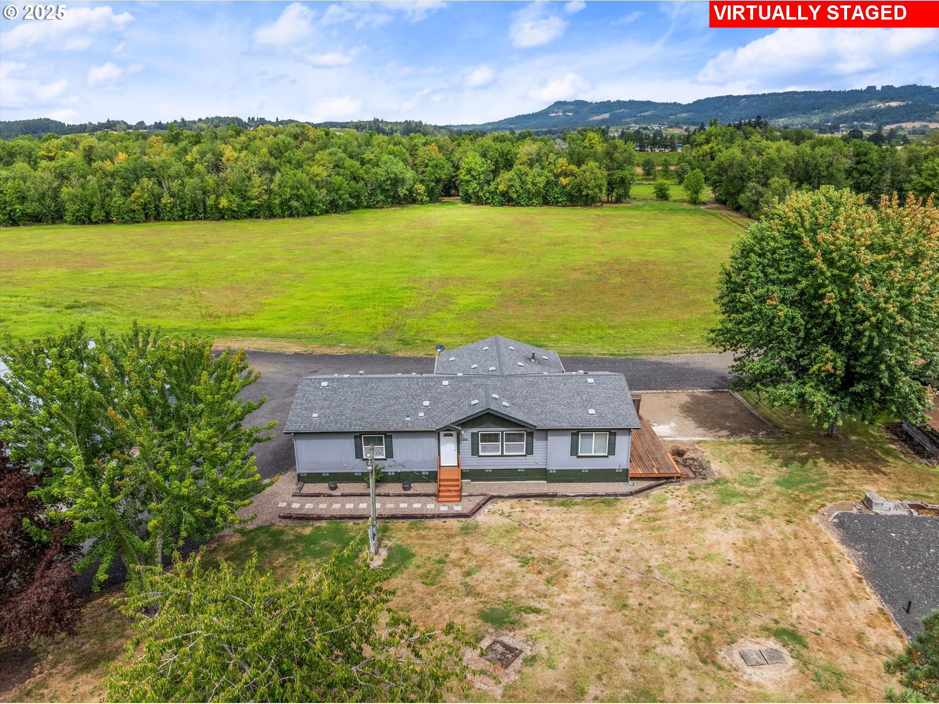 17841 Highway 240 Newberg, OR 97132 - Photo 1 of 40 Gallery Image 1