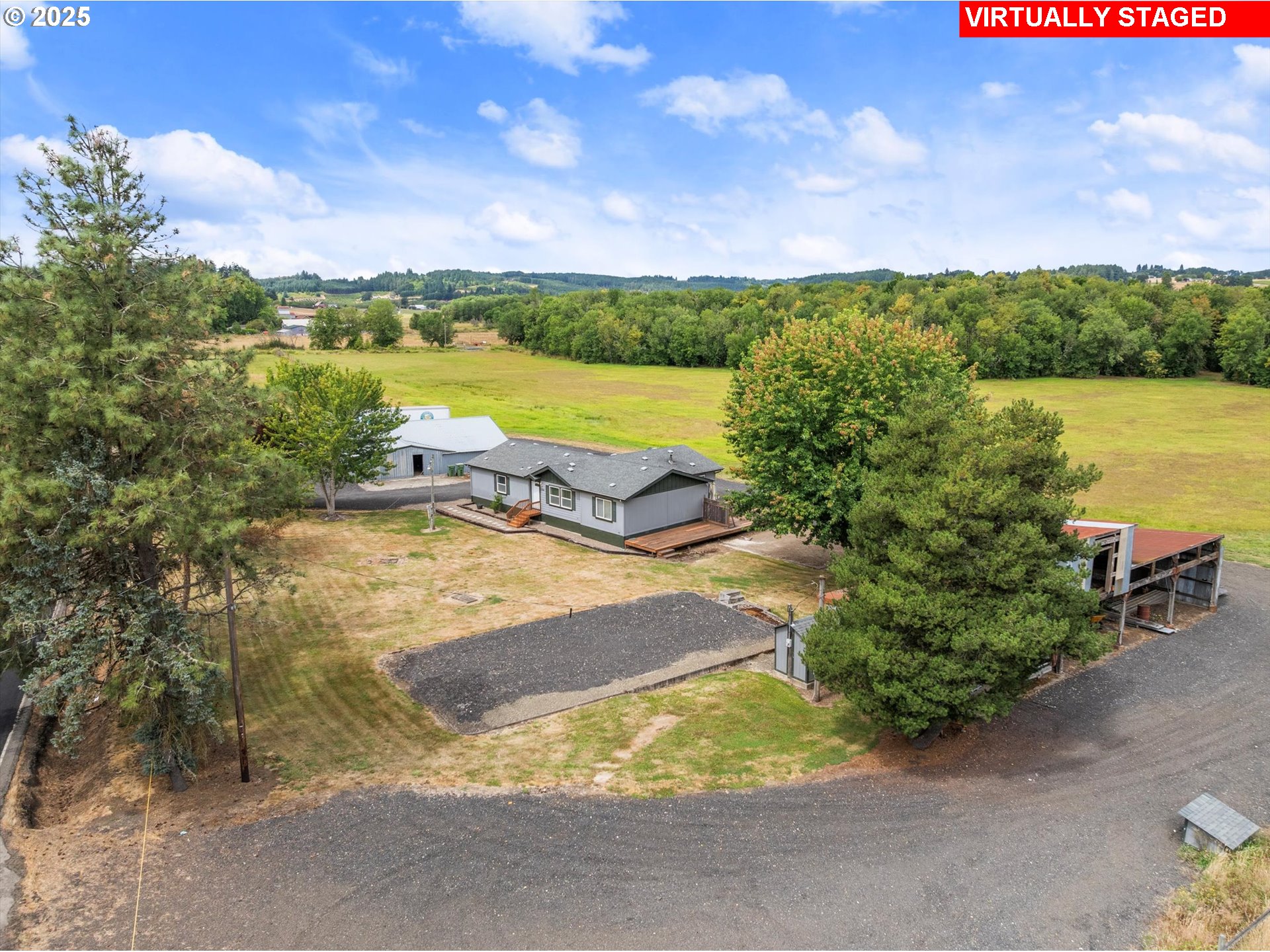 17841 Highway 240 Newberg, OR 97132 - Photo 5 of 40 Gallery Image 5