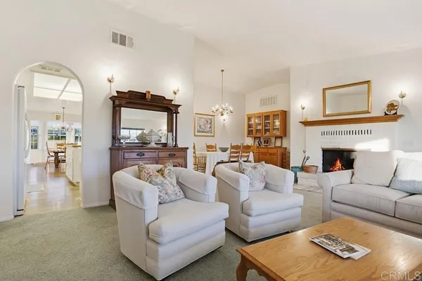 $1,075,000 | 2073 Willow Glen Road, Fallbrook, CA 92028