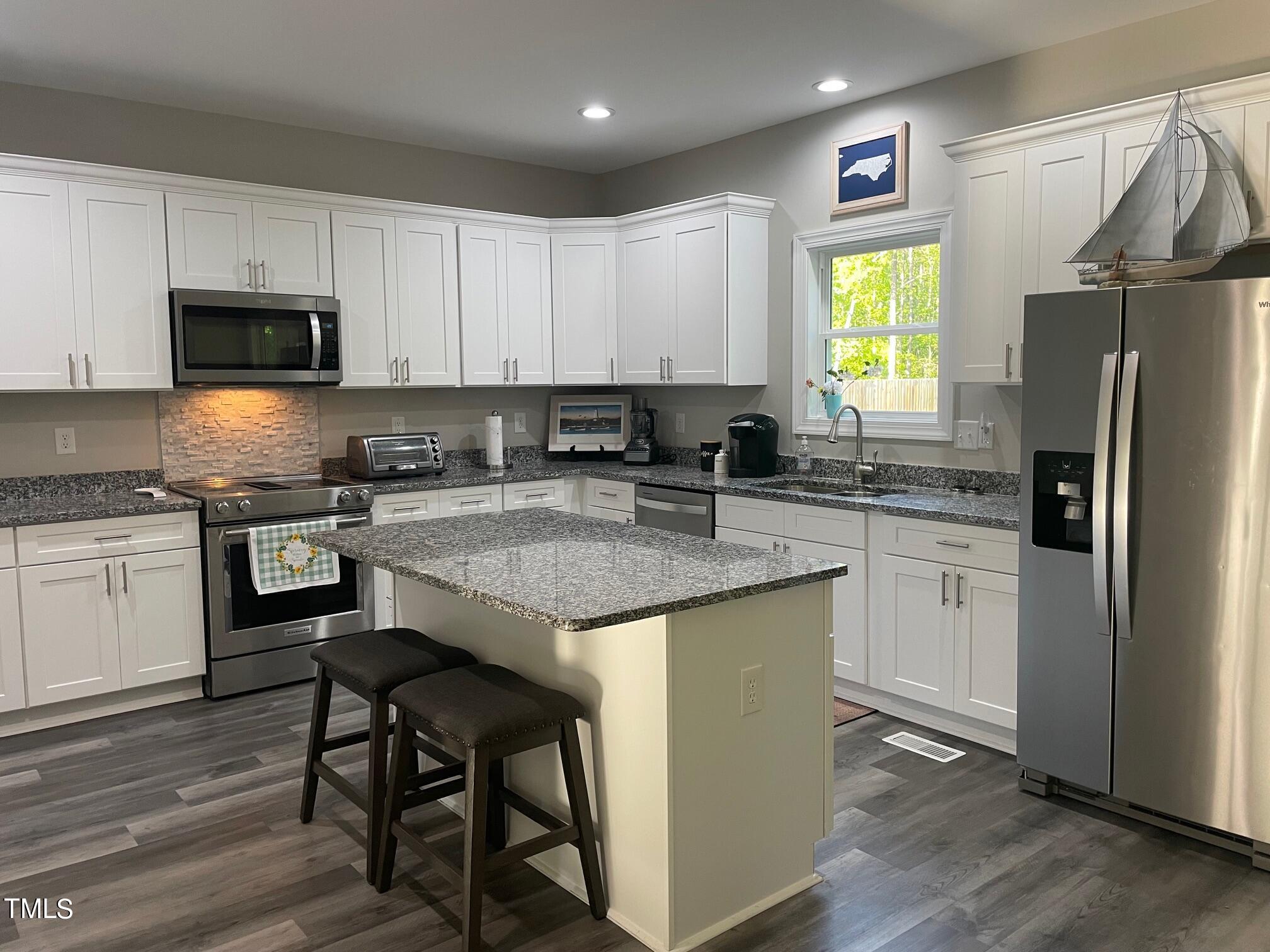5197 Sugar Maple Road Sanford, NC 27332 - Photo 8 of 36 Kitchen