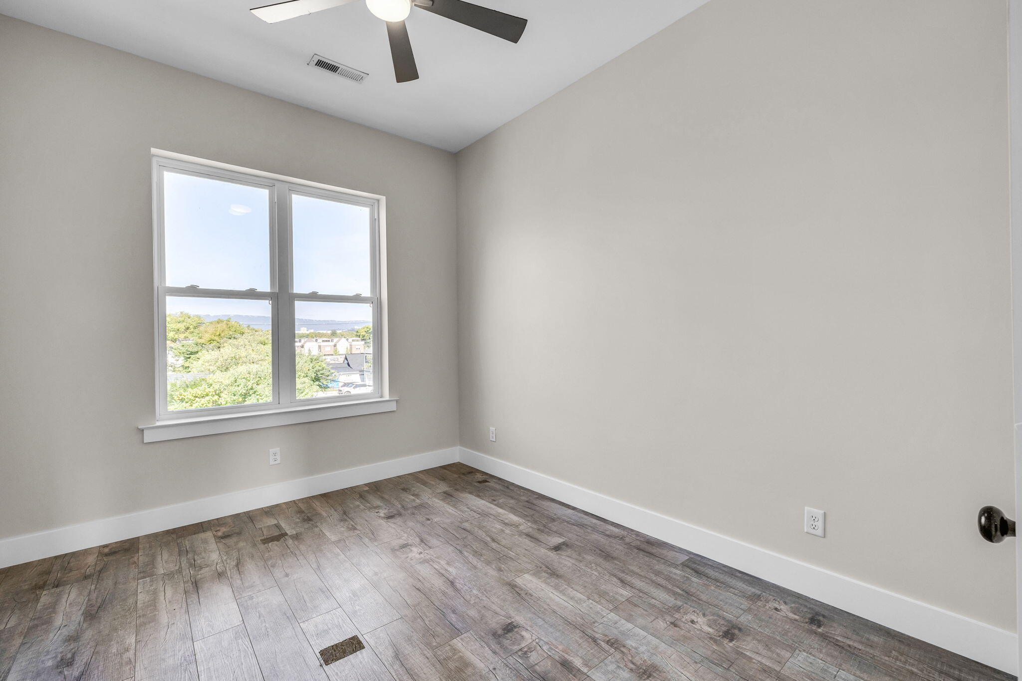 1483 Fagan Street Chattanooga, TN 37408 - Photo 25 of 30 25-web-or-mls-1483-fagan-st