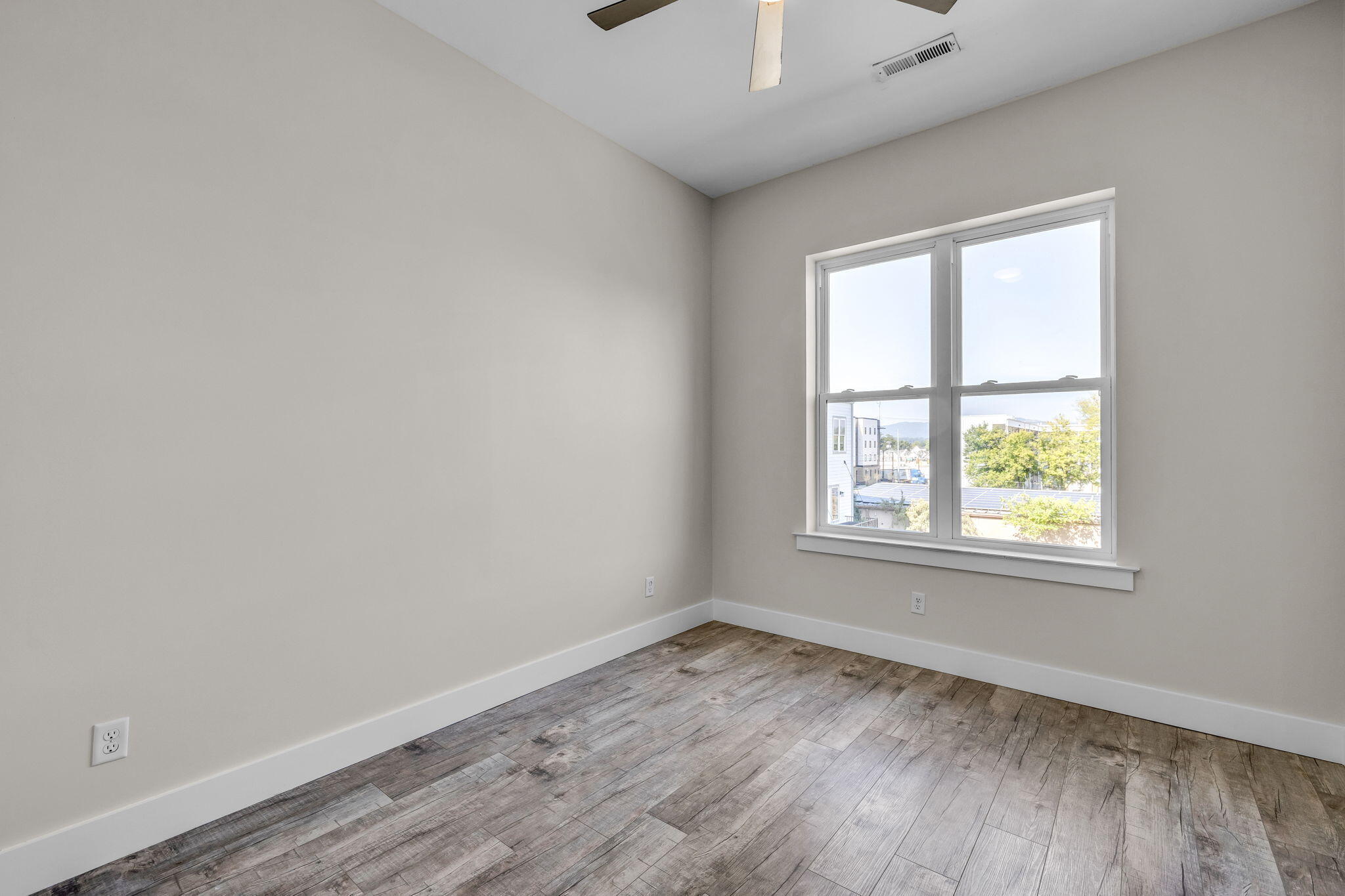 1483 Fagan Street Chattanooga, TN 37408 - Photo 26 of 30 26-web-or-mls-1483-fagan-st