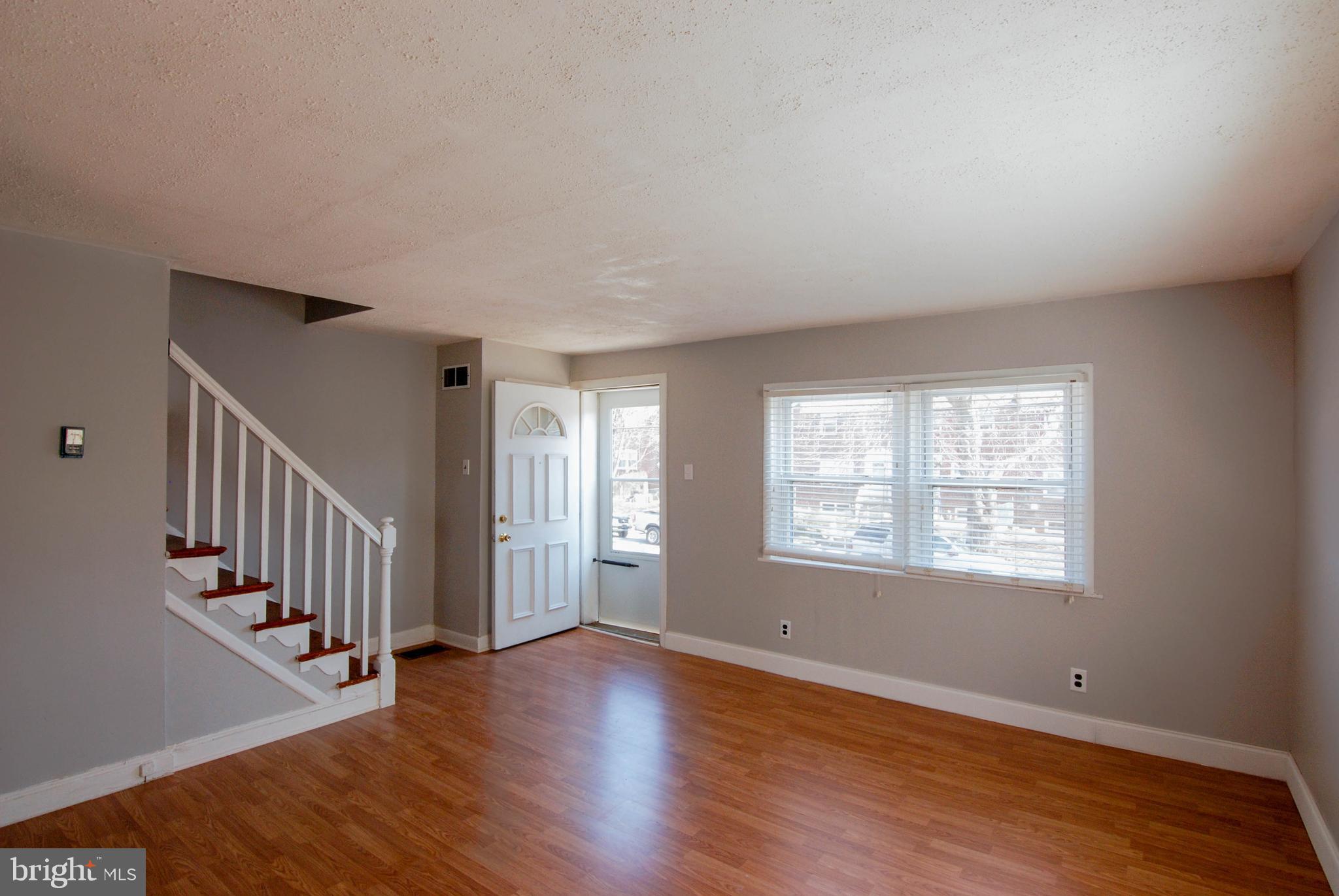 1940 Prospect Road Wilmington, DE 19805 - Photo 3 of 18 Spacious Great Room