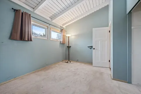 $400,000 | 6838 Beckwith Road, Morton Grove, IL 60053